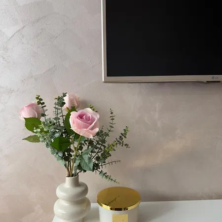 Kutak Mira 公寓 贝尔格莱德